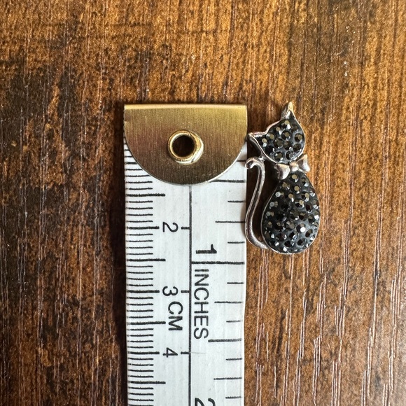 Silver black cat pendant - Picture 3 of 6